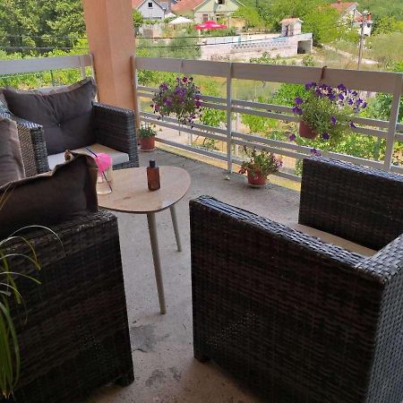 Apartment Davidovic 티바트 외부 사진
